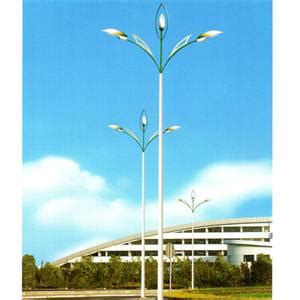 湖南长沙长沙县LED太阳能路灯厂家联系方式/12米15米高杆灯报价多少钱-一步电子网