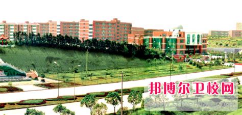 九江职业技术学院-学校筛选-江西中专招生网-官方网址：www.jxzsi.com