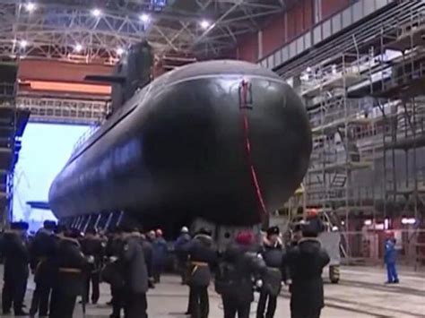 俄公开展示准中国拉达级潜艇- 中国日报网