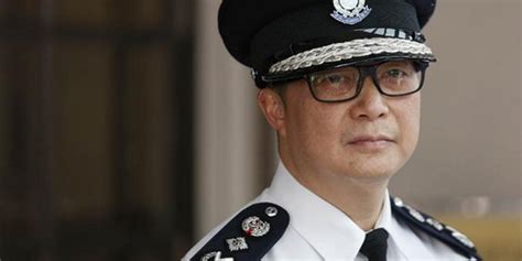 港警"一哥"发录音感谢前线警员:帮香港打多场硬仗_手机新浪网