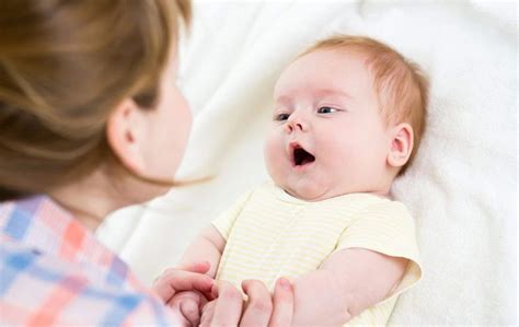 宝宝通常第一声先喊“爸”，原因说来好笑，宝妈别忙着伤心 - 知乎