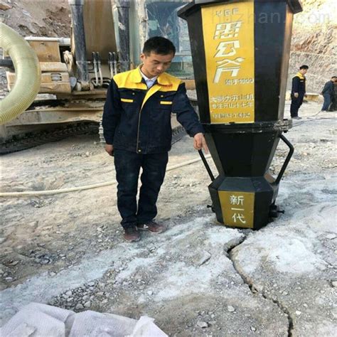 黄南州便携裂石机诚信厂家-山西中德科工机械制造有限公司