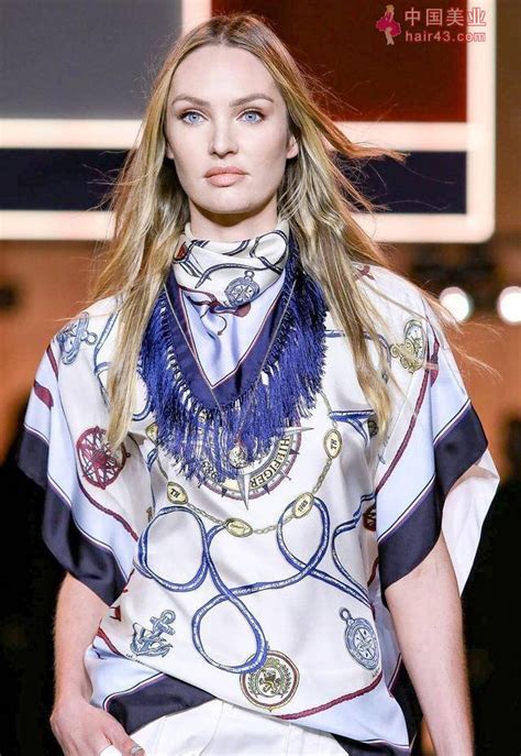 坎帝丝·斯瓦内普尔用魅力和美貌诠释天使超模的实力-中国着装