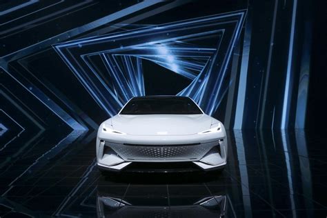 吉利银河，汇聚吉利的『光』，只造高价值的新能源汽车-Hi智车