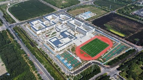 中建科工承建的宿迁市第一高级中学正式启用_中华建设网