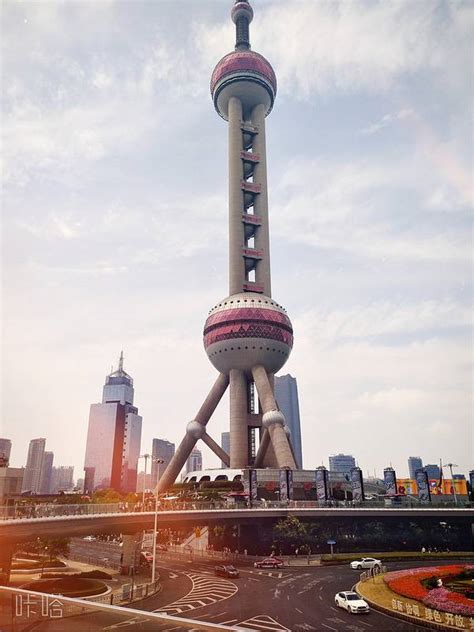 上海浦东东方明珠电视塔建筑特写 图片 | 轩视界