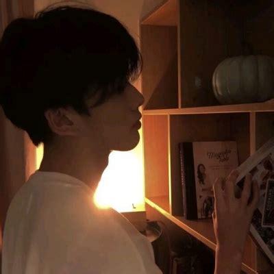 网恋分手非主流头像男生