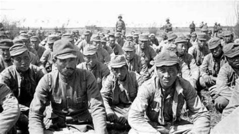 二战日军老照片：图3日军攻占海南、图6日军在缅甸抢掠佛像|海南|日军|缅甸_新浪新闻