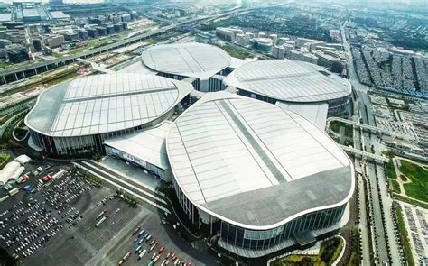 [上海]UA国际青浦区商业购物中心建筑设计方案文本-商业建筑-筑龙建筑设计论坛