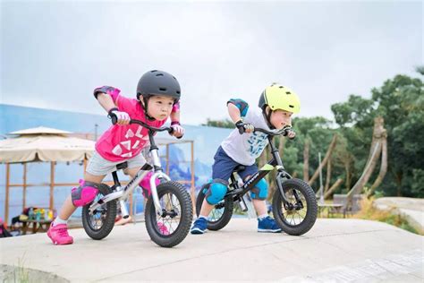 儿童三轮车宝宝玩具滑行车三合一多功能折叠脚踏车1-2-3岁平衡车_虎窝淘
