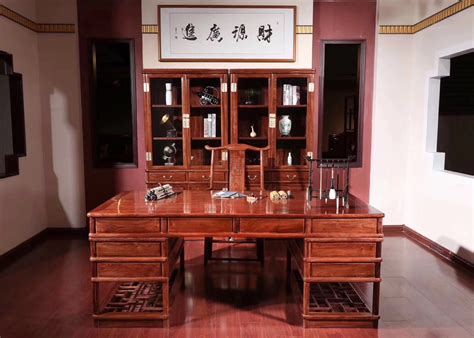 爱上新会红木家具是一种情怀-江门锦东古典家具城实业发展有限公司
