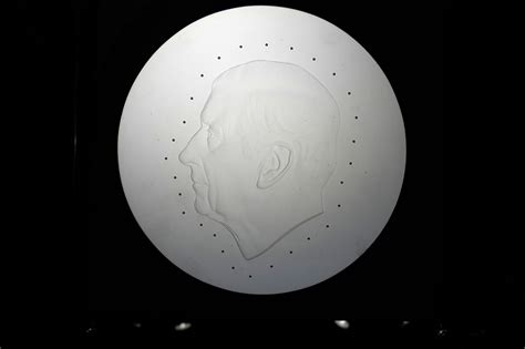 英国发布首批查尔斯三世肖像硬币_国际频道_新闻中心_长江网_cjn.cn