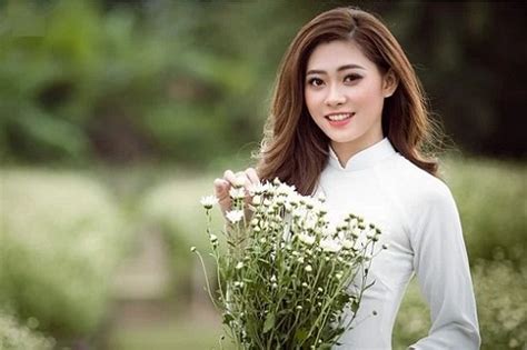 龙年头像女生本命年古风