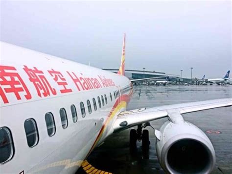 视频：海口飞广州波音飞机起飞前突冒烟！乘客称客舱油烟味浓，换机再飞-航拍网
