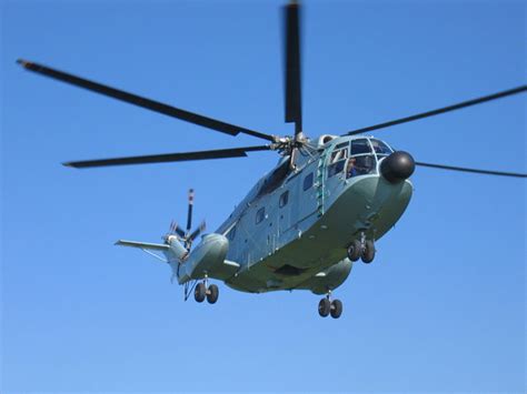 量产最多的直升机，100多个国家使用，三大常见军用机型之一！ - 交通装备 - 机械社区 - 百万机械行业人士网络家园