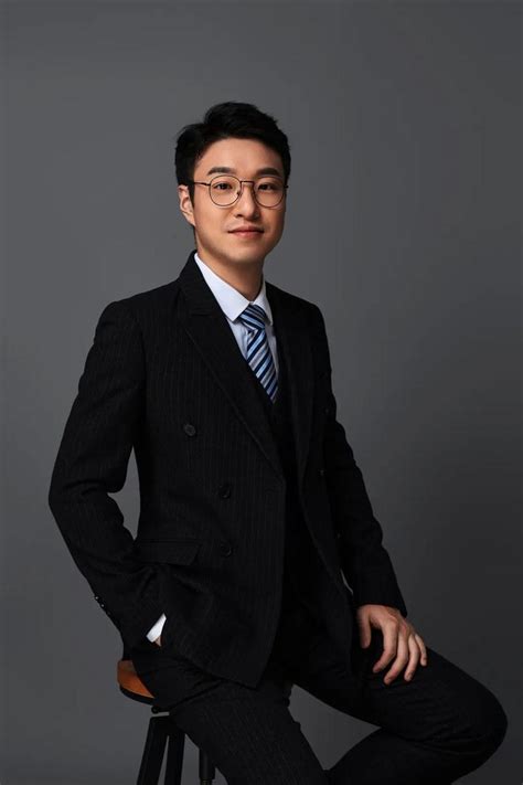 镁伽科技宣布：资深财务专家乐霄先生正式加入公司任首席财务官（CFO） - 科脑机器人(KOLOE)