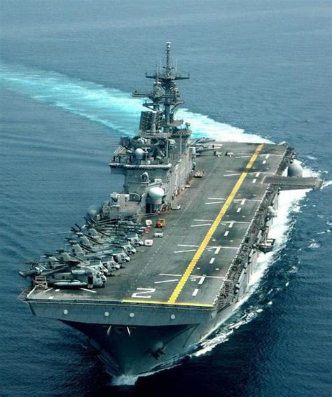 075型两栖攻击舰“广西”舰训练画面|075|中国海军|广西_新浪新闻