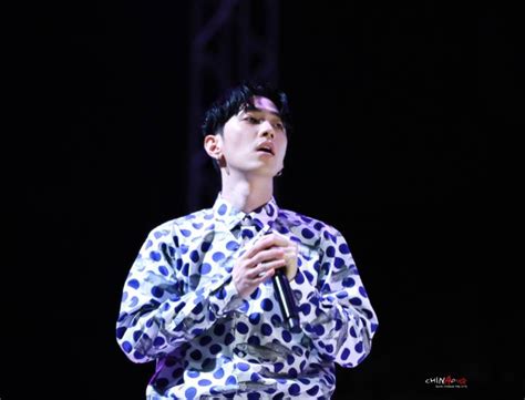 GRAY李星和图片