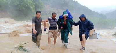 台风温比亚暴雨猛攻山东：寿光弥河洪水猛涨淹没村庄-搜狐大视野-搜狐新闻