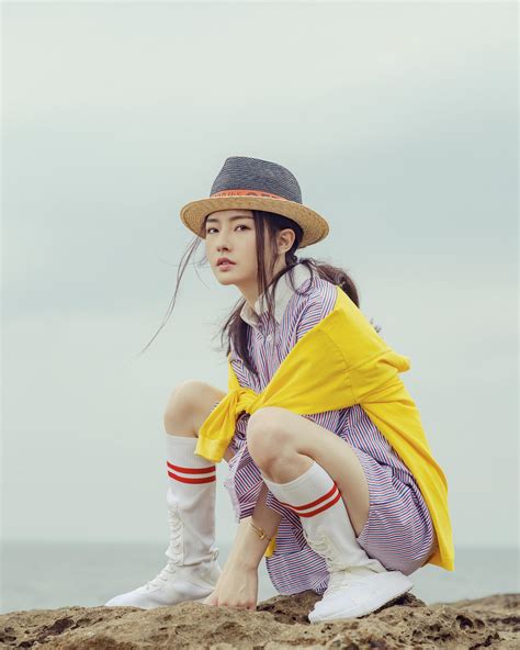陈语安甜美女生头像