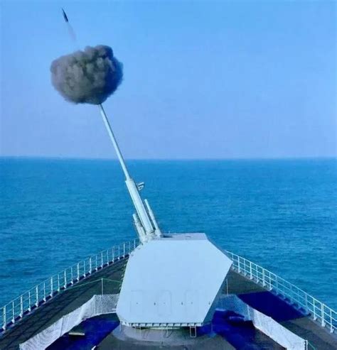 如何看待055型导弹驱逐舰舰艏完工？ - 知乎
