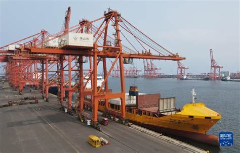 河北省今年上半年外贸进出口总值同比增长4%_时图_图片频道_云南网