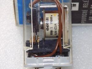 RP700 Relay 110V DC or 220V DC/ac (diode) 3PDT 6A Load (cosφ 0..1) CSN ...