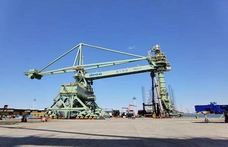 大连重工为秦皇岛港研制的大型自动化装船机获顾客高度肯定-国际风力发电网
