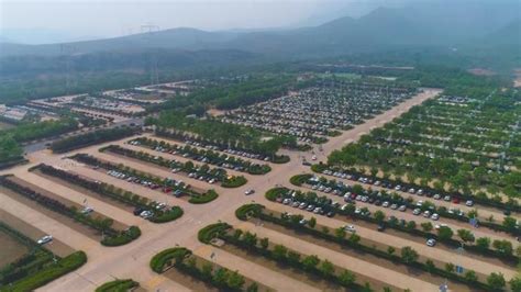 云台山景区开设大型停车场：可容2万辆车主自驾停放_凤凰网视频_凤凰网