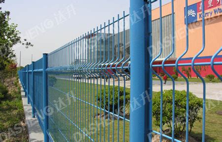 汕尾围墙透景护栏 厂区铁艺防护栏价格 - 安永特 - 九正建材网