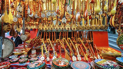 喀什手工艺街上的铜壶世家 | 旅游文化