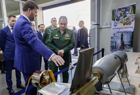 俄军工厂加速生产，弹药产量提高50倍，300架直升机即将问世
