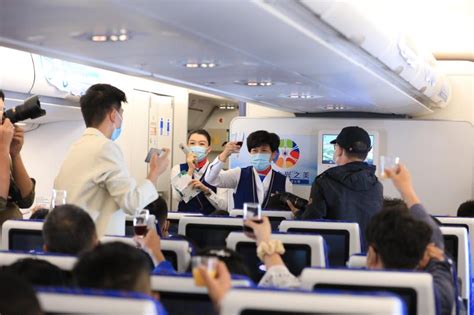 南航客服经理俞梦的春运首日(图)-中国民航网