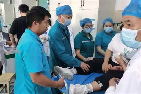 南京一高考生突发小肠梗阻紧急启动备用考场|南京市|高考生|中学_新浪新闻