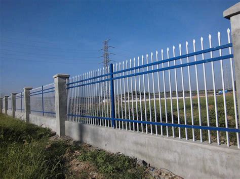 供应锌钢院墙围挡 厂区组装式栅栏 铁艺围墙护栏