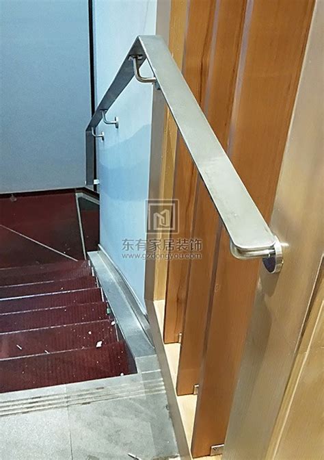 养老院防撞扶手医院防撞扶手 PVC沿墙医用沿墙走廊扶手可定做-阿里巴巴