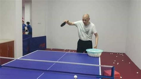 乒乓球教学：直板横打反手长胶刮打两大角以及背面长胶快速发球！