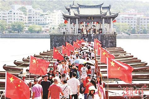 潮州春节旅游成绩单公布 共接待游客198万，旅游收入超9亿元|潮州市_新浪新闻