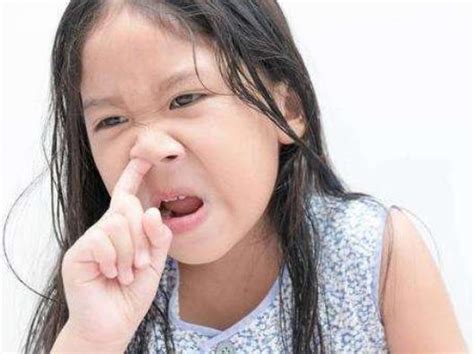 首大石萍：小孩子经常鼻痒，恐怕是鼻炎引起的 - 知乎