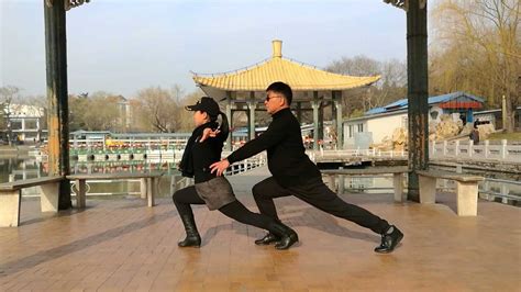 水兵舞经典第二套，张孝花老师团队每天必练的一支舞蹈_凤凰网视频_凤凰网