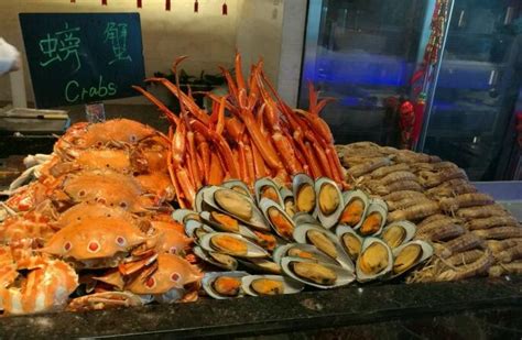 68元海鲜自助餐，深圳罗湖区哪里有价格适中的海鲜自助餐或者海鲜自助火锅吃