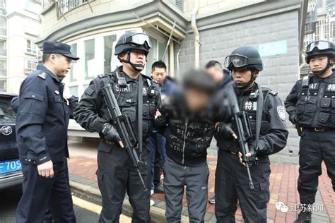 南京警方侦破一起26年前特大抢劫杀人案，两嫌疑人被抓归案