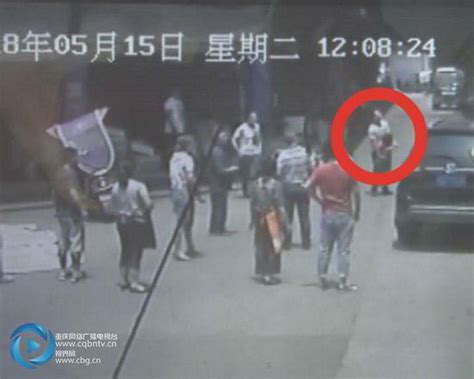 重庆坠亡姐弟案母亲发声 前夫被新女友视频割腕逼着动手_凤凰网资讯_凤凰网