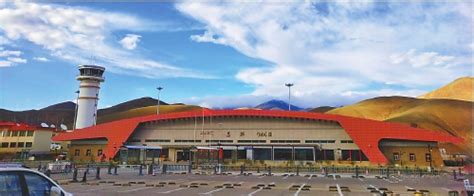 昌都邦达机场新建跑道着陆航班、正式启用 - 新闻聚焦 - 东南网