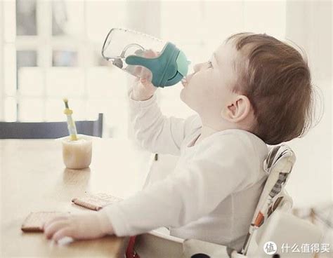 宝宝喝水杯怎么选？babycare水杯安全好用，喝水一个杯子就够了！