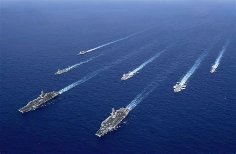 美军双航母编队菲律宾海联合军演,出动150架战机!|战机|美军|航空母舰_新浪新闻