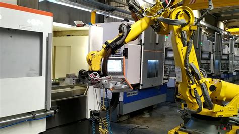 广州举行智能装备展 助力高端制造业创新发展_机器人网