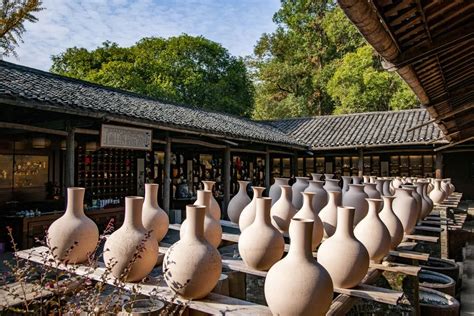 有一种瓷器叫中国，千年瓷都景德镇，见证中华工业文明传承__财经头条