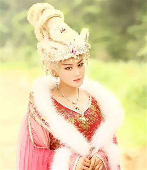 张馨予扮演的苏妲己图片 张馨予扮演的苏妲己图片