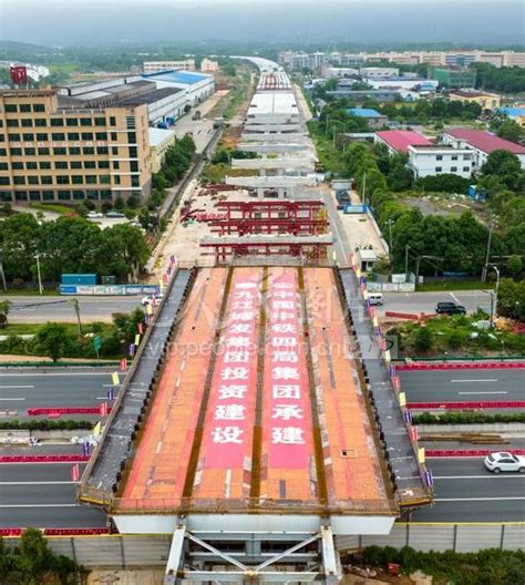 江西九江：公路建设忙-人民图片网